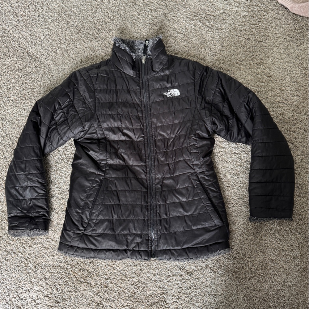 The North Face Charcoal Quilted reversible Jacket. Youth large